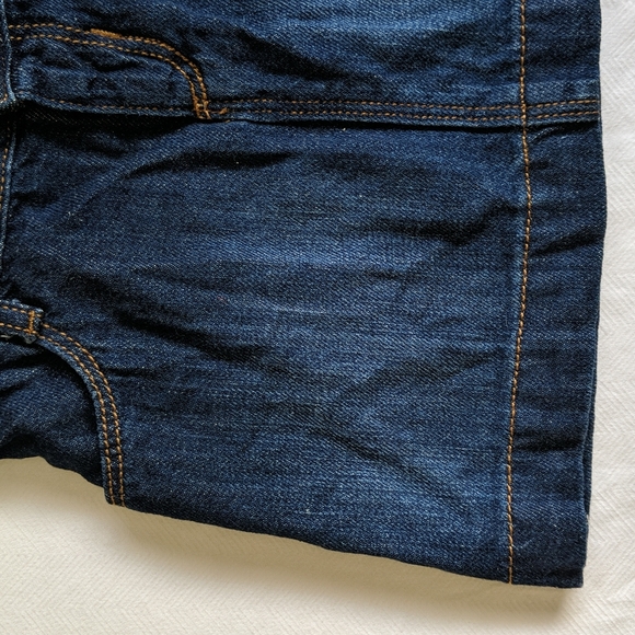 old navy dark wash denim skirt 3T toddler girls - Picture 3 of 7